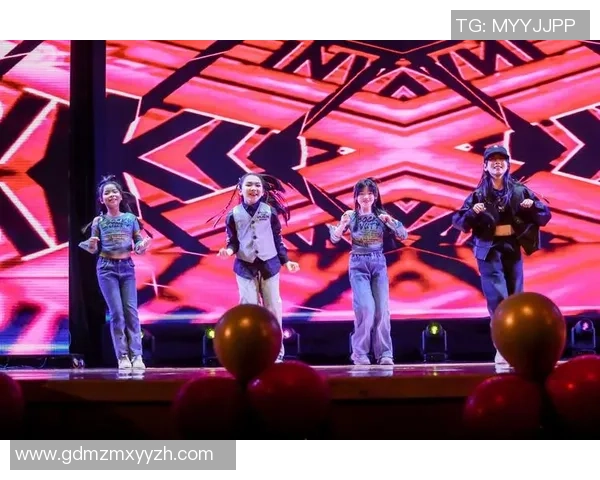 成都街舞队荣登全国街舞意识排行榜第四名引发热议 成都街舞队荣登全国街舞意识排行榜第四名引发热议