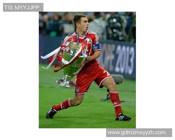 足球明星孙钊钊的传奇之路与辉煌成就揭秘 足球明星孙钊钊的传奇之路与辉煌成就揭秘